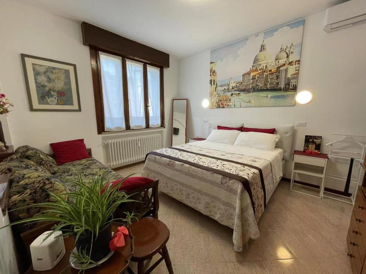 Sogna Venezia 15 Apartment Mestre Bagian luar foto